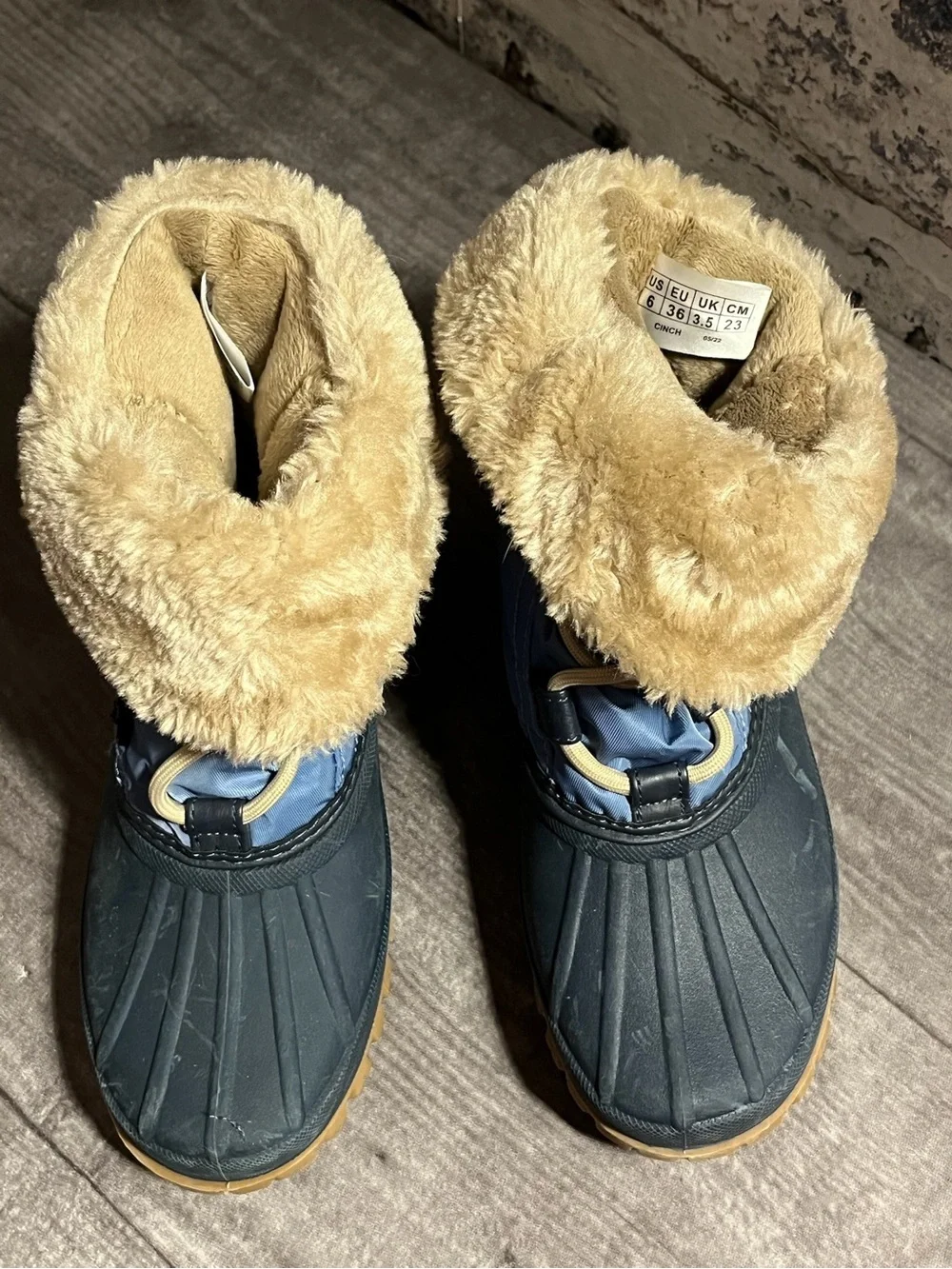 Cinch Kids Waterproof Winter Boots in Blue and Tan with Faux Fur Cuff